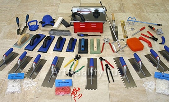 Какие инструменты и оборудование нужны для плиточных работ